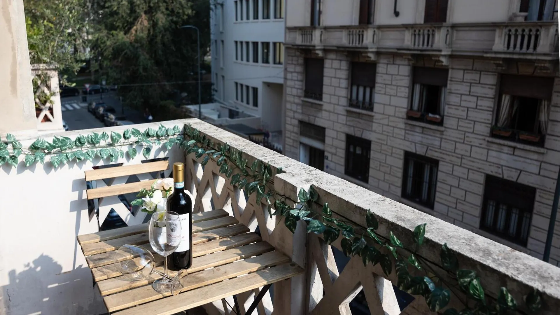 Navigli-Duomo - Prestige Apartment Netflix-Wifi Milan 0*,